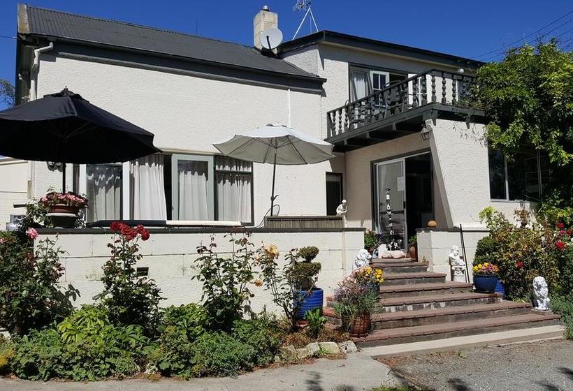 צימר The Manor Estate