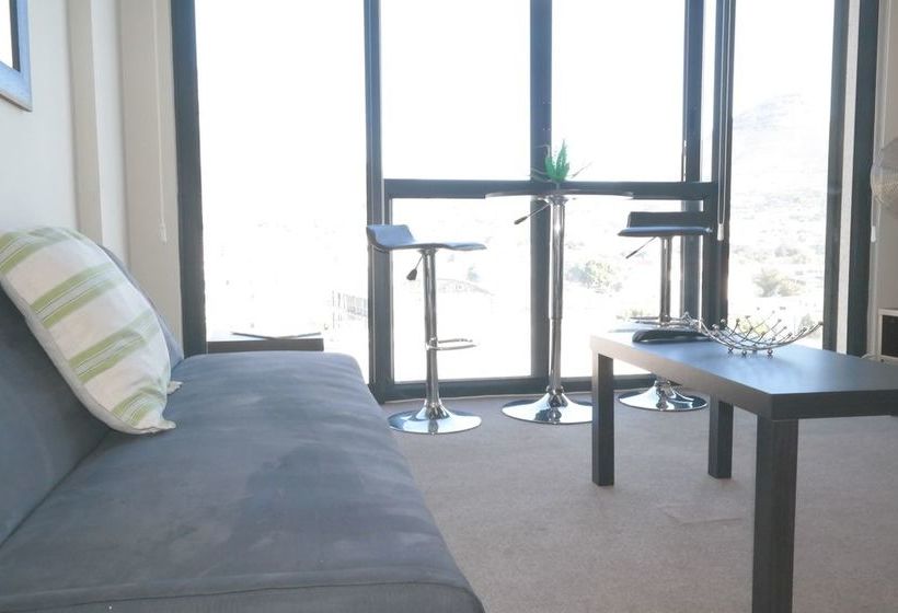 Four Seasons Apartments