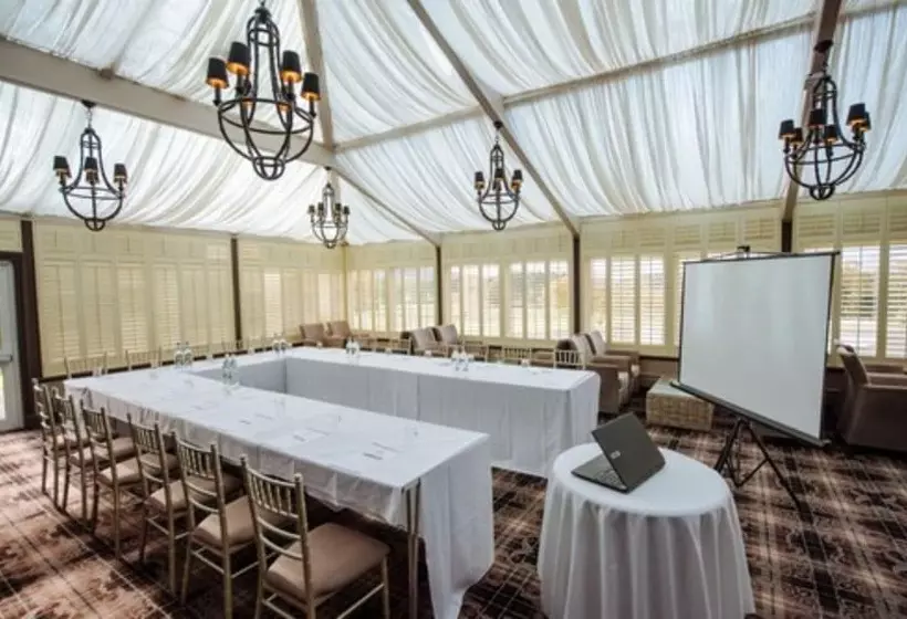 Hotelli Cornhill Castle