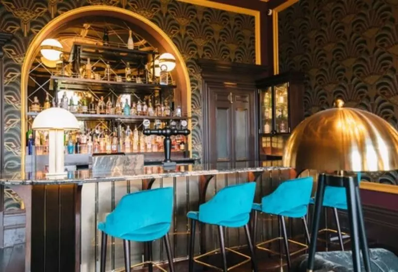 Hotelli Cornhill Castle