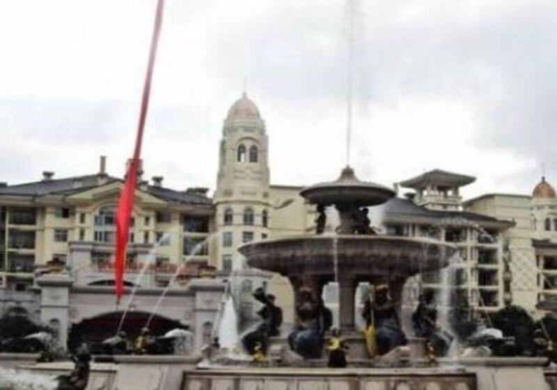 Отель Country Garden Phoenix  Europe City Chuzhou