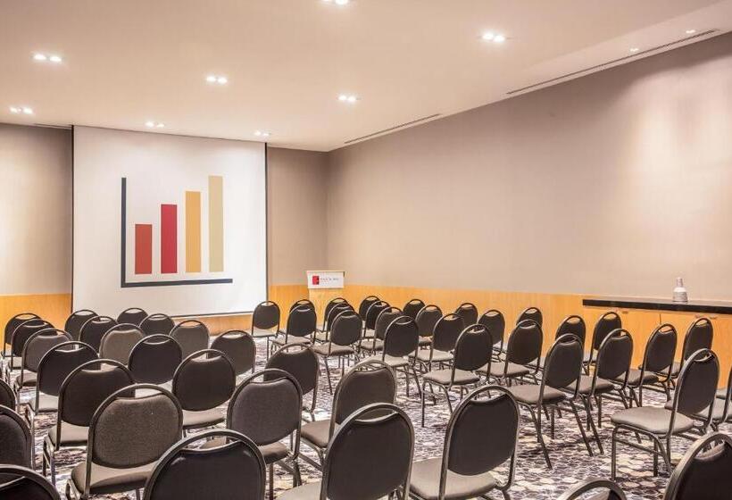 호텔 Fiesta Inn Los Mochis