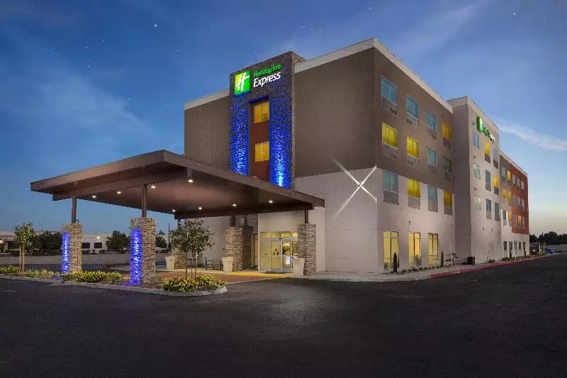 ホテル Holiday Inn Express Visalia Sequoia Gateway Area, An Ihg