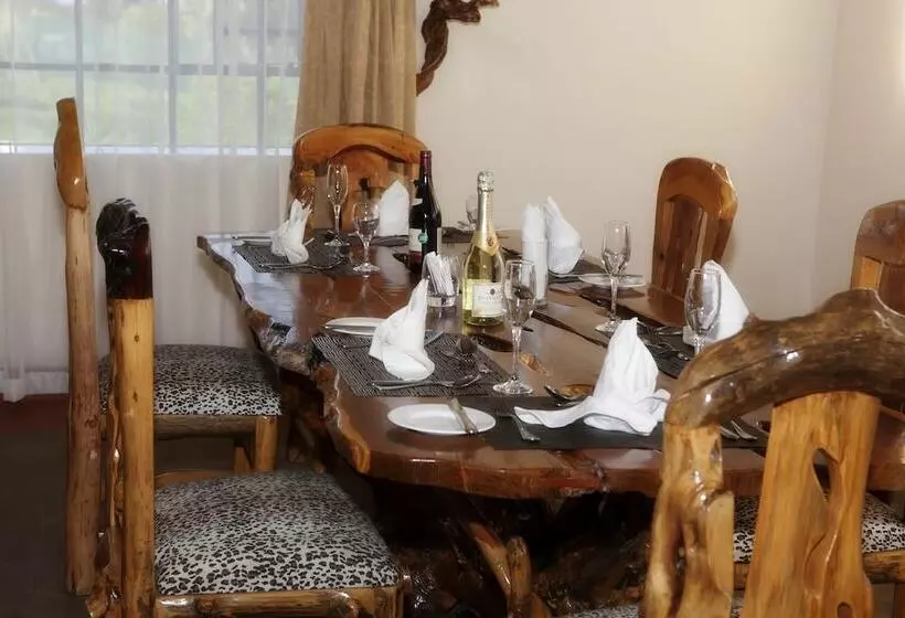 هتل Naivasha Kongoni Lodge   Lakefront Getaway