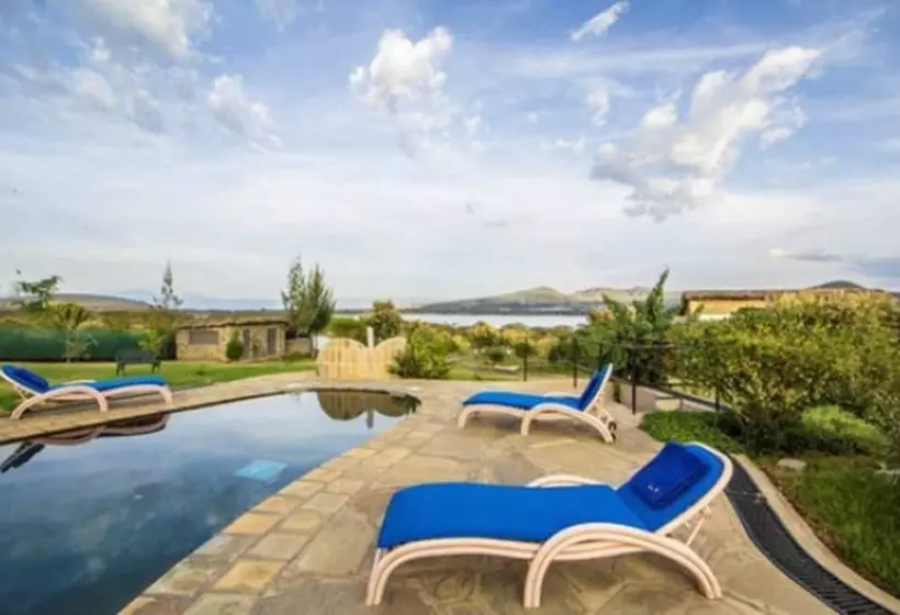 هتل Naivasha Kongoni Lodge   Lakefront Getaway
