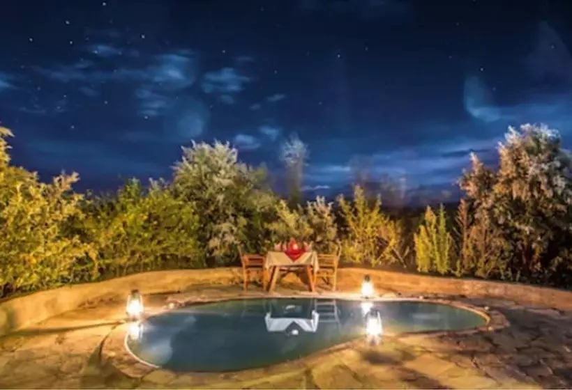 هتل Naivasha Kongoni Lodge   Lakefront Getaway