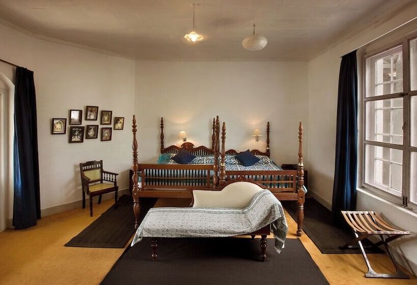 호텔 Neemrana S Wallwood Garden