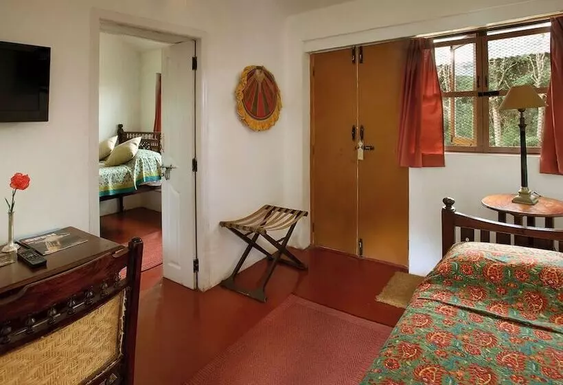 ホテル Neemrana S Wallwood Garden