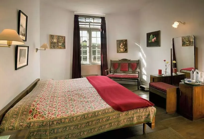 ホテル Neemrana S Wallwood Garden