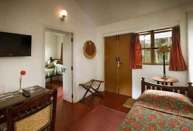 호텔 Neemrana S Wallwood Garden