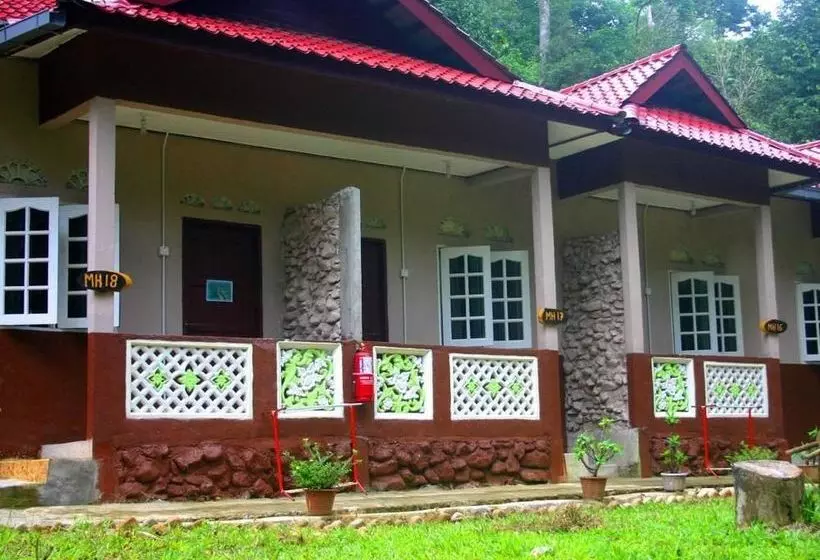 هتل Nusa Holiday Village