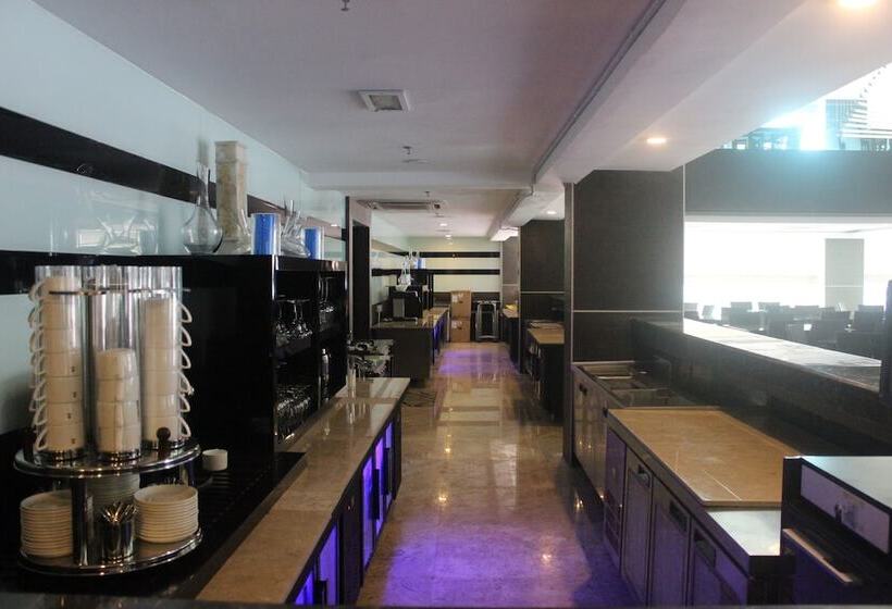 فندق Royale Signature