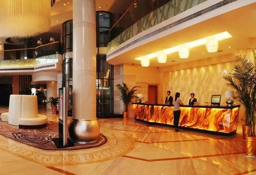 Hotelli Sinkal Crown