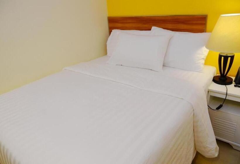 هتل The Grand View