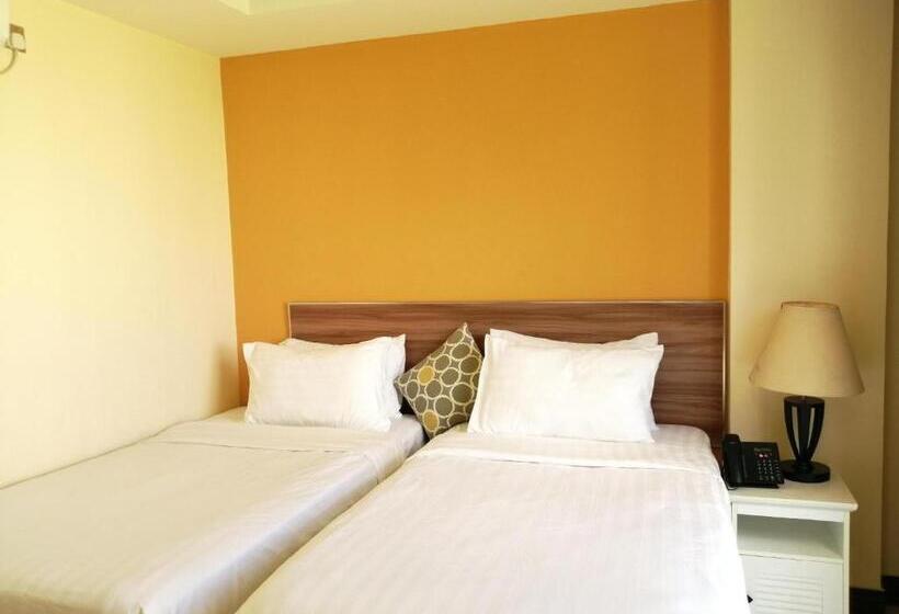 هتل The Grand View