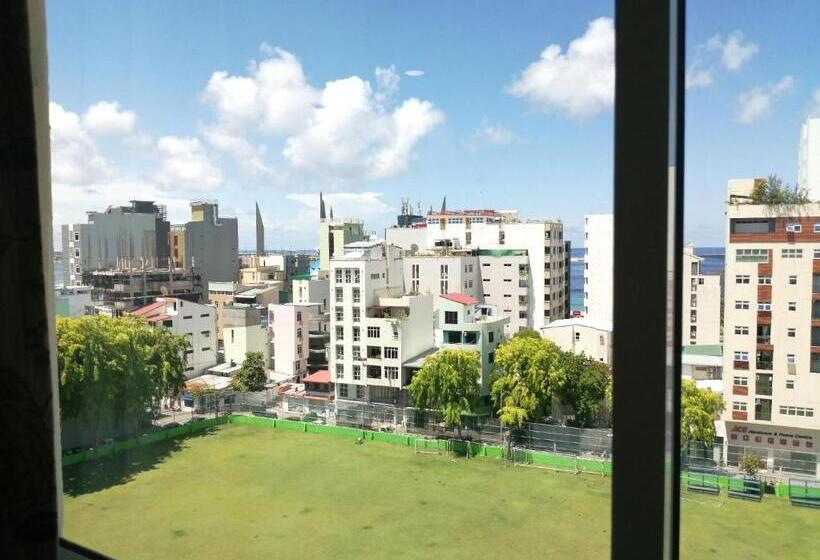 هتل The Grand View