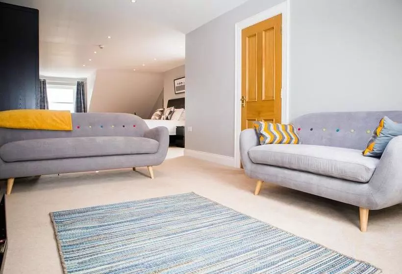 Kensington Lodge B&b