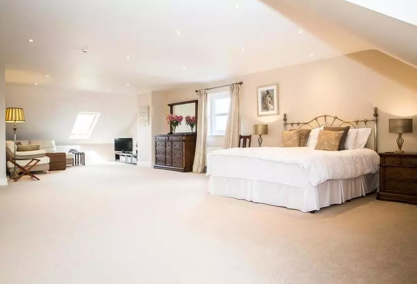 Kensington Lodge B&b