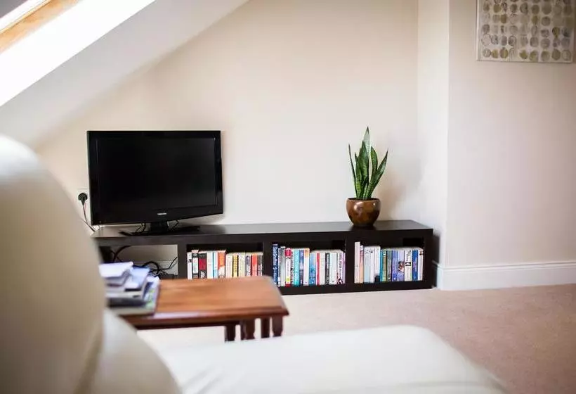 Kensington Lodge B&b