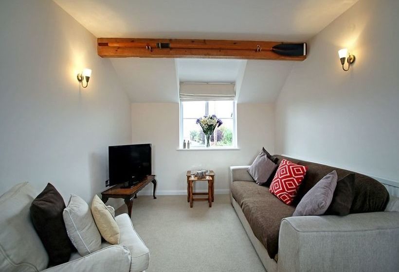 Orchard Cambridge Apartment