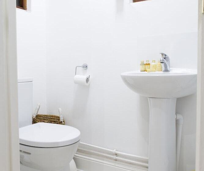 بنسيون Cambridge City Rooms By Paymán Club