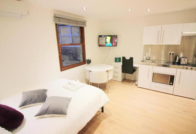 بنسيون Cambridge City Rooms By Paymán Club