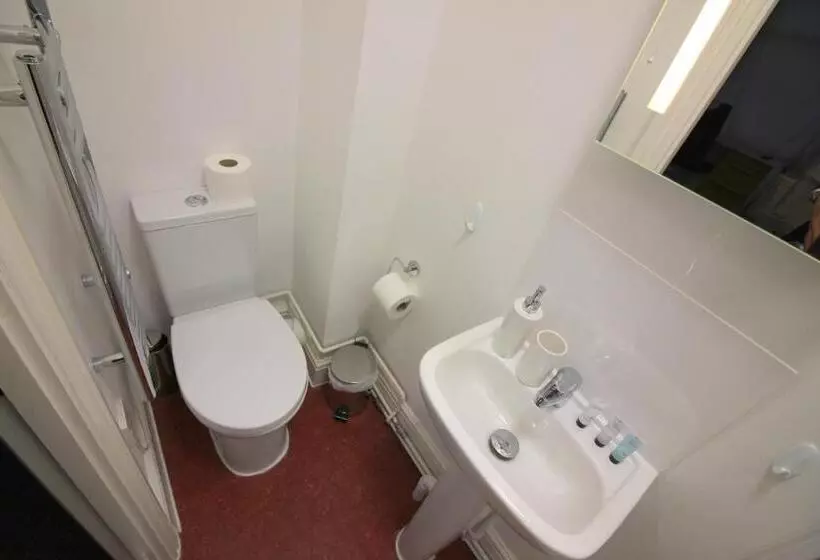 پانسیون Cambridge City Rooms By Paymán Club