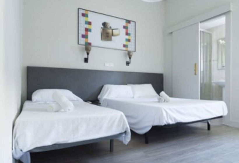 پانسیون Nwt Central Station Valencia