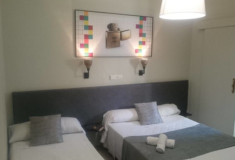 پانسیون Nwt Central Station Valencia