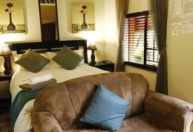 پانسیون Lapalosa Lodge