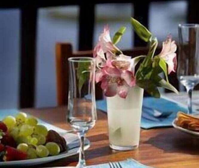 Phantom View River Resort