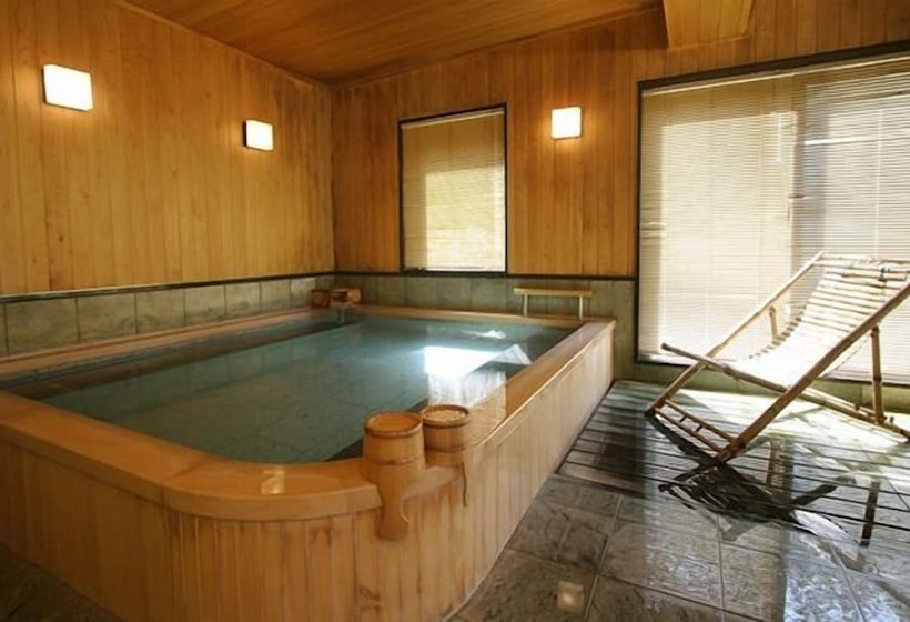 Ryokan Hakuba Hifumi