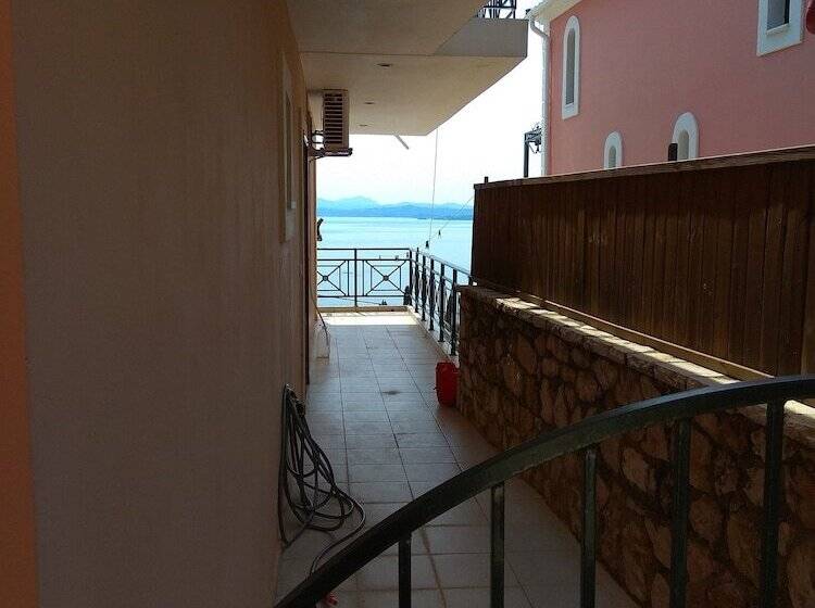 Sarakinos Apartments