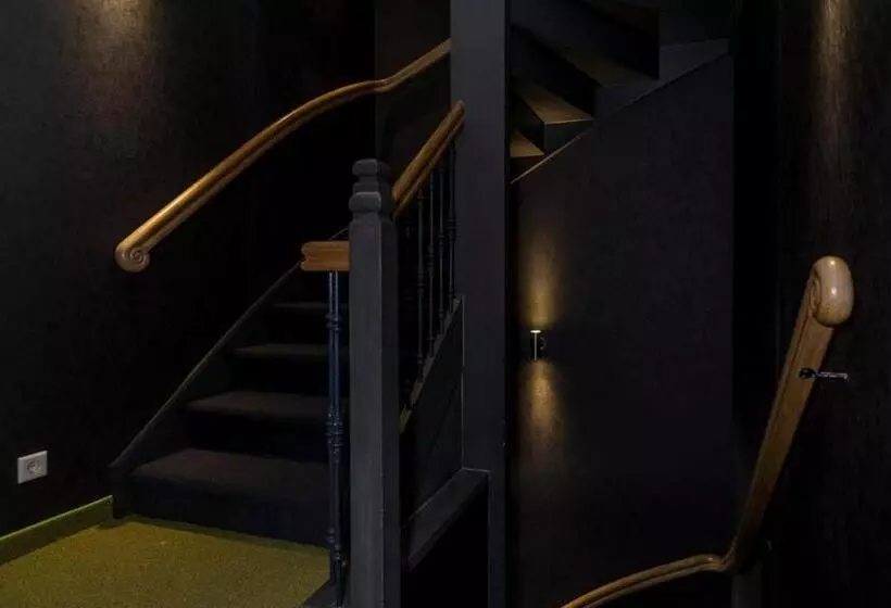 Golden Mansion Apart