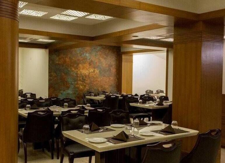 Aarya Grand Hotels & Resorts