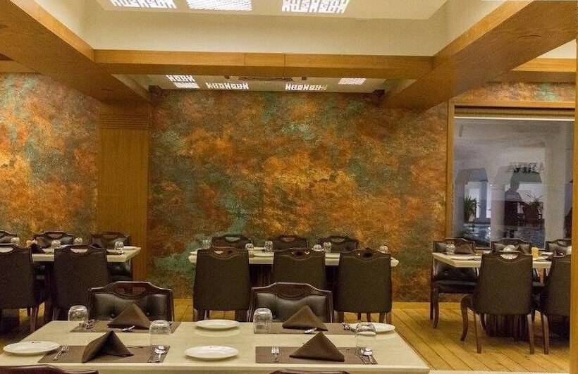 Aarya Grand Hotels & Resorts