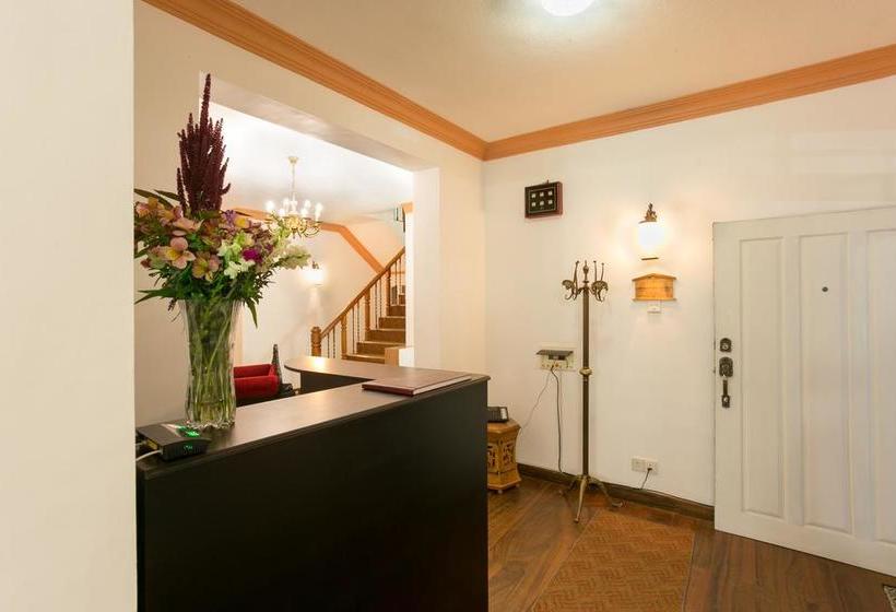 בית מלון כפרי Villa By Camellia