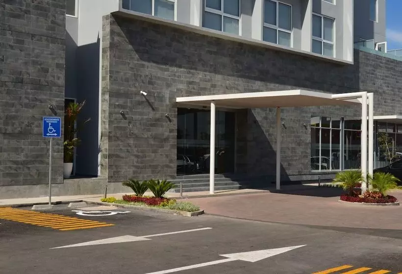 ホテル Casa Inn Business Irapuato