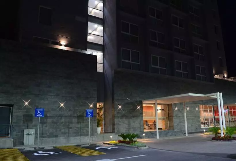 ホテル Casa Inn Business Irapuato