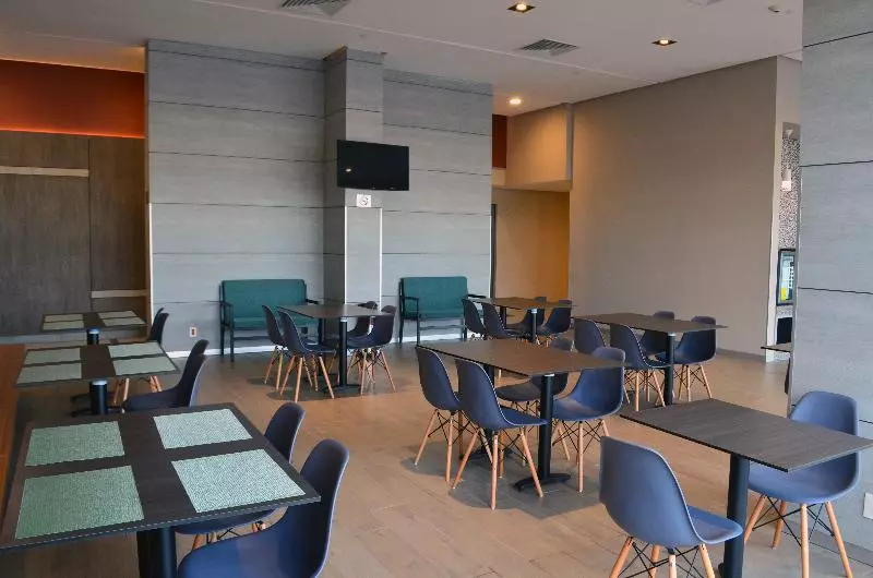 ホテル Casa Inn Business Irapuato