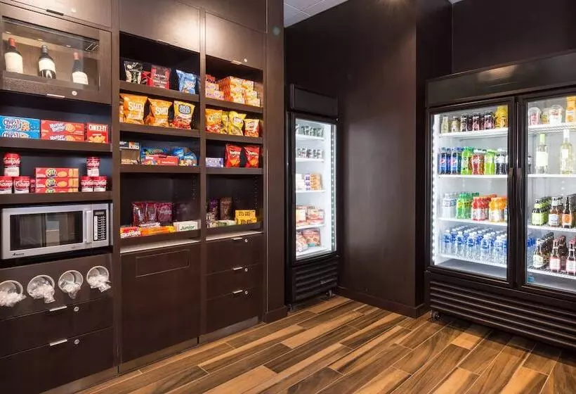 Hotelli Courtyard By Marriott Fayetteville Fort Liberty   Spring Lake