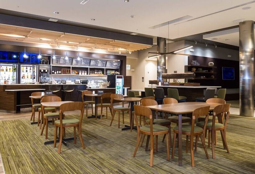 Otel Courtyard By Marriott Fayetteville Fort Liberty   Spring Lake