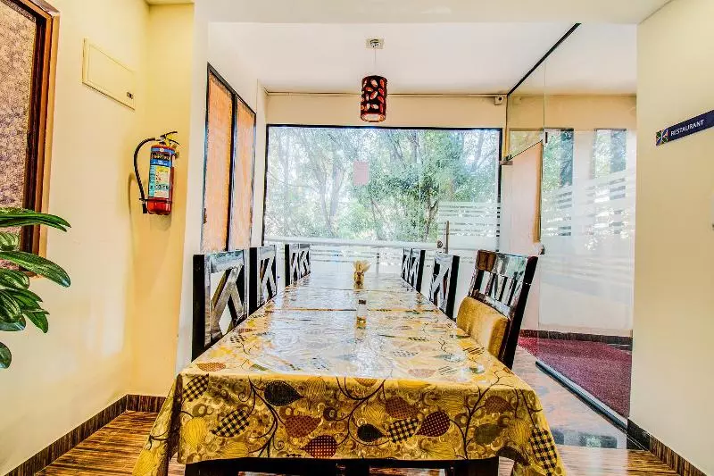 Fabhotel Corporate Crown   Nr Jyoti Nivas University
