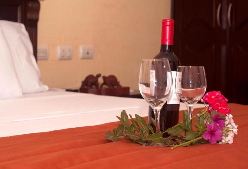 בית מלון כפרי Flamingo