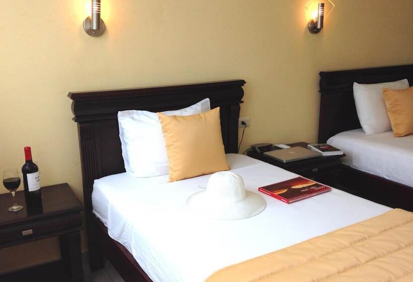 בית מלון כפרי Flamingo