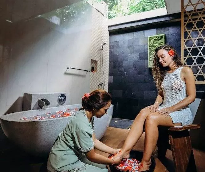هتل The Palm Green Ubud