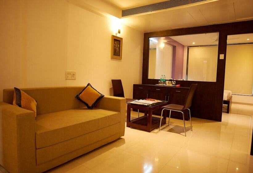 ホテル Golden View