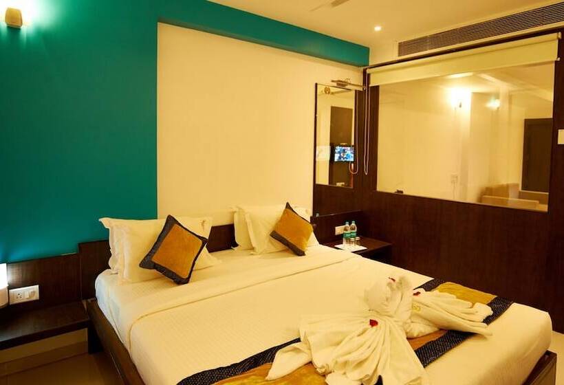 ホテル Golden View