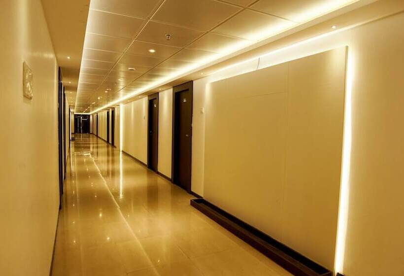 ホテル Golden View