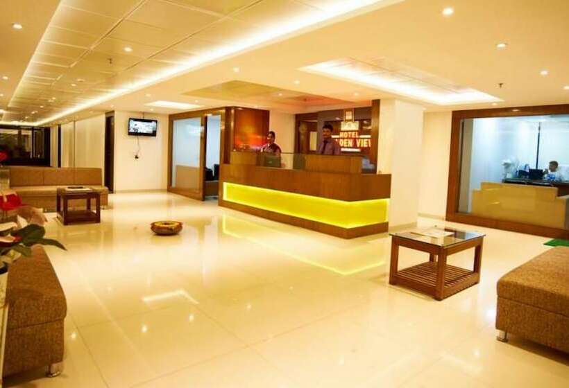 ホテル Golden View